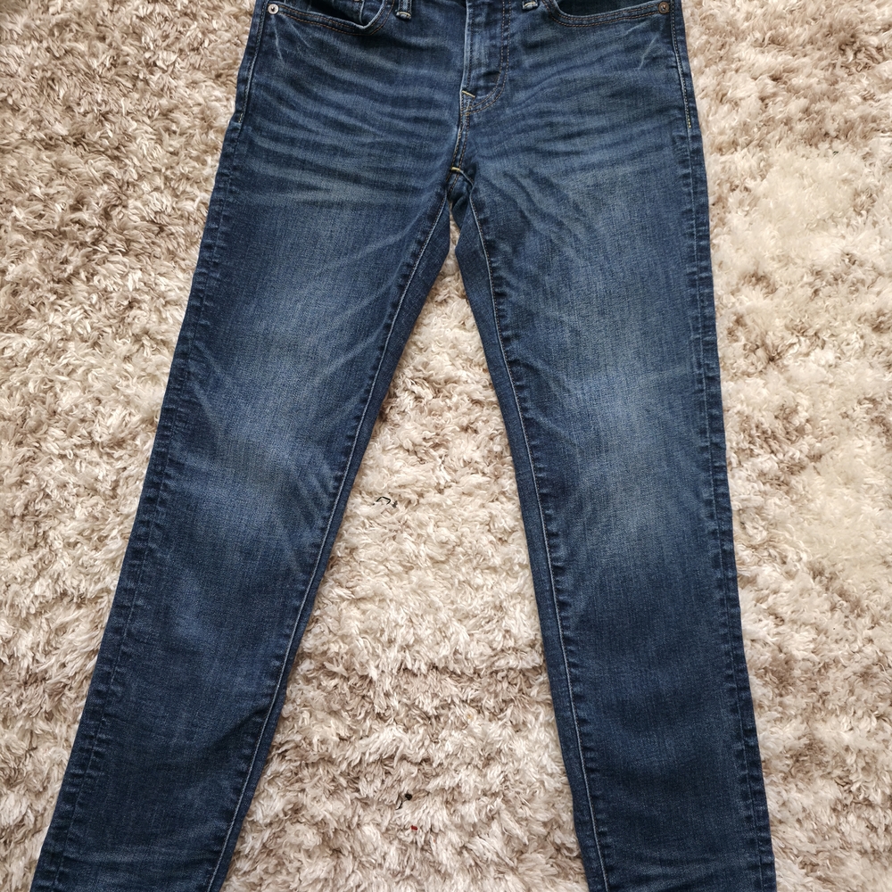 American Eagle Outfitters Dark Blue Skinny Jeans